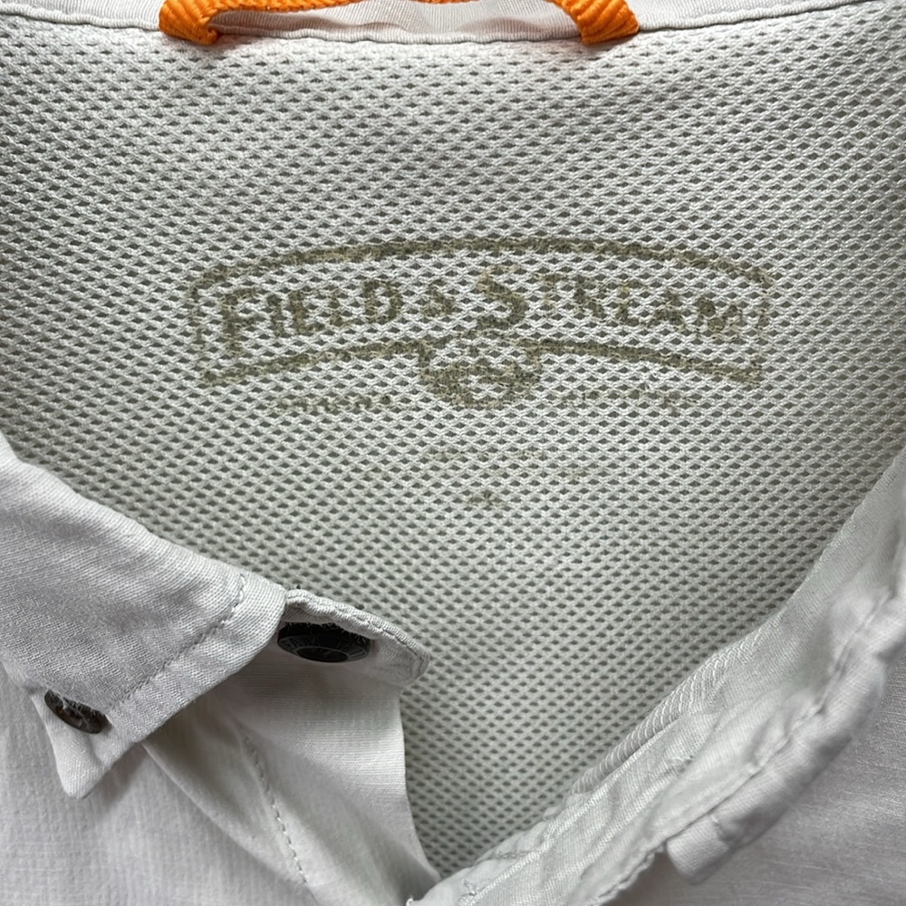 Field & Stream Button Front 3 Pocket Shirt Man Sz… - image 3
